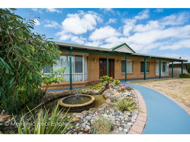 68 Katoomba Street, Orana WA 6330