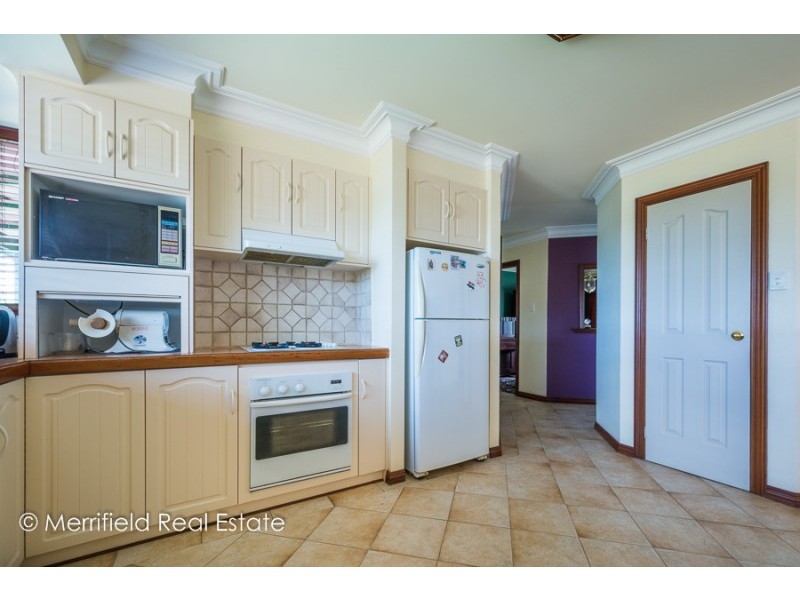 68 Katoomba Street, Orana WA 6330