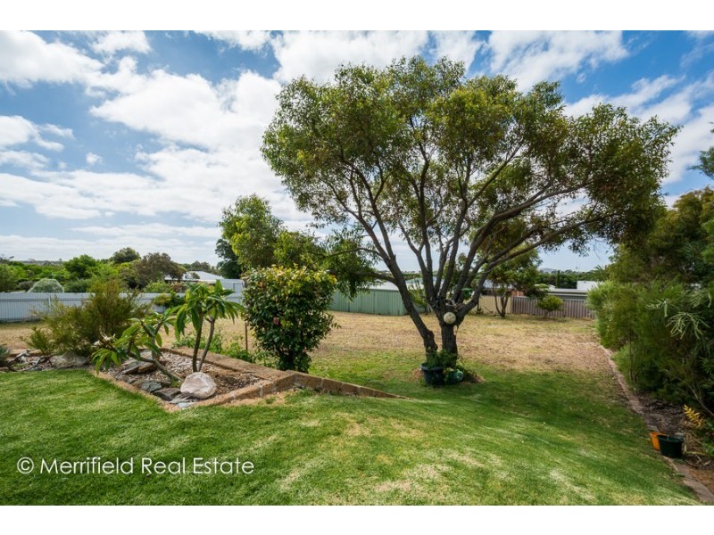 68 Katoomba Street, Orana WA 6330