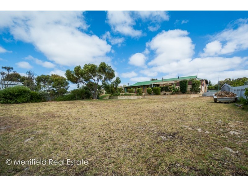 68 Katoomba Street, Orana WA 6330