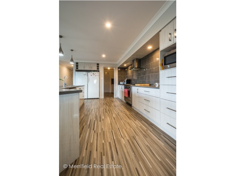 12 Littleheart Place, Mckail WA 6330