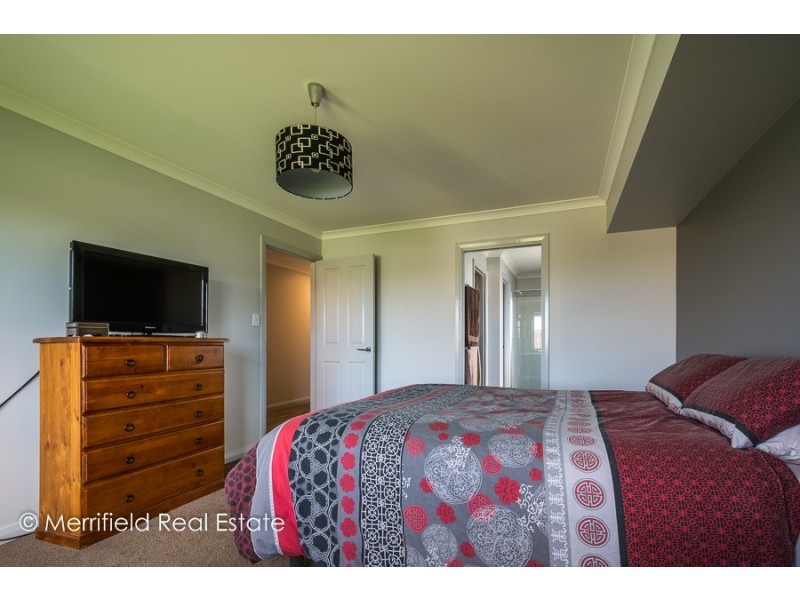 12 Littleheart Place, Mckail WA 6330