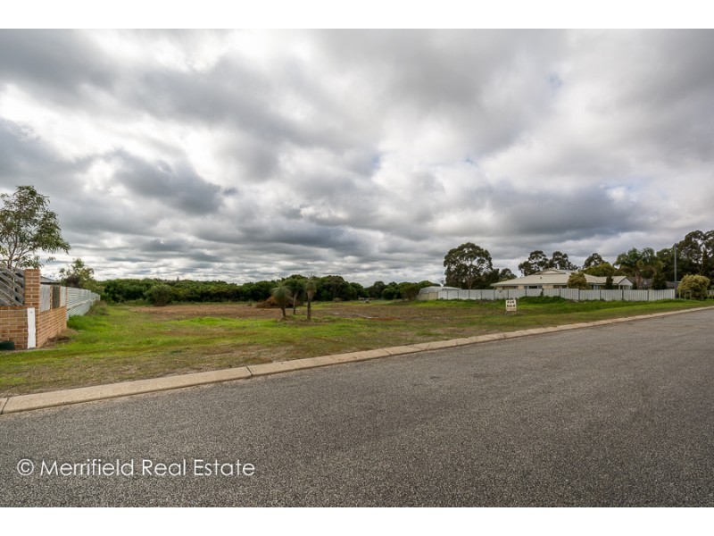 64 Carbine Street, Orana WA 6330