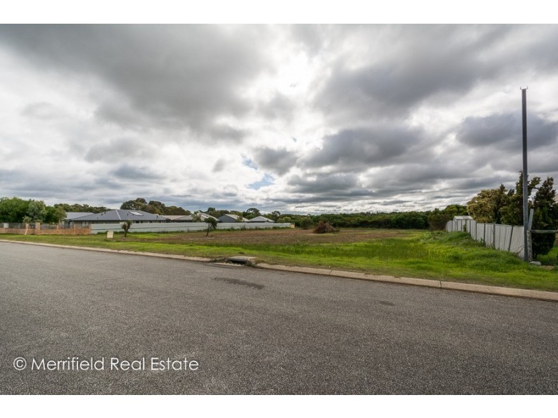 64 Carbine Street, Orana WA 6330