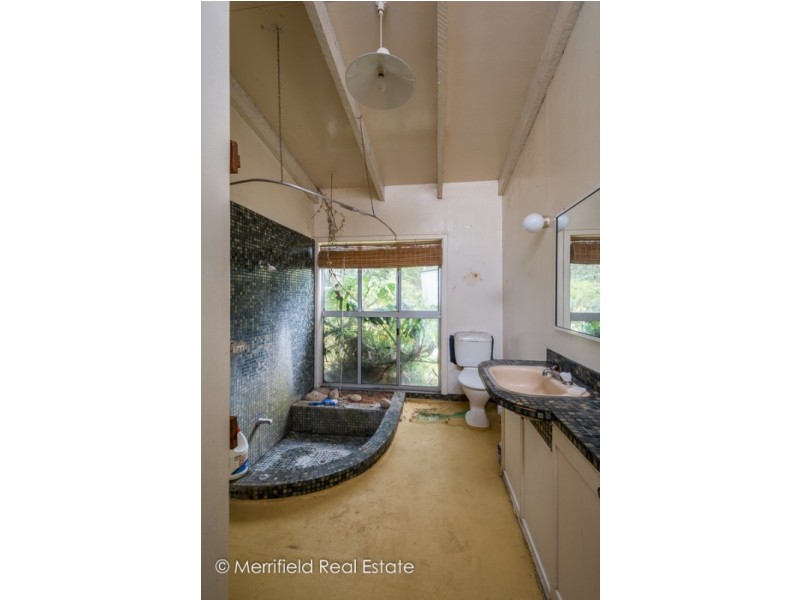 194 Frenchman Bay Road, Robinson WA 6330