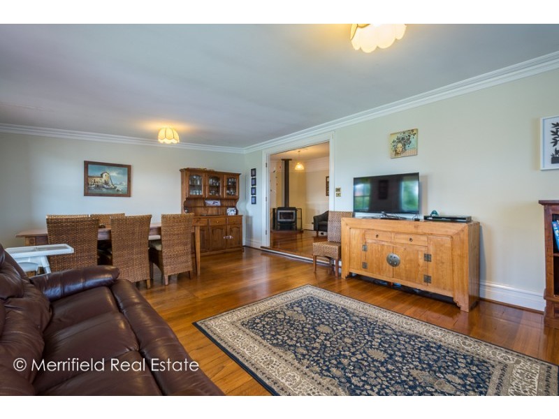 2 Durman Place, Mount Melville WA 6330