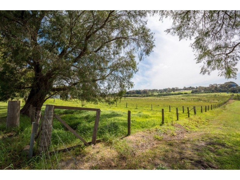 24 Kitson Street, Gledhow WA 6330