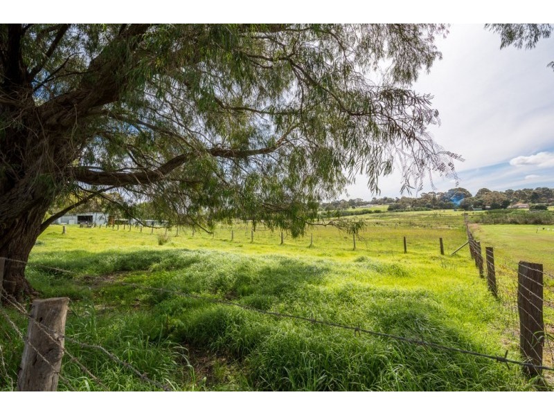 24 Kitson Street, Gledhow WA 6330