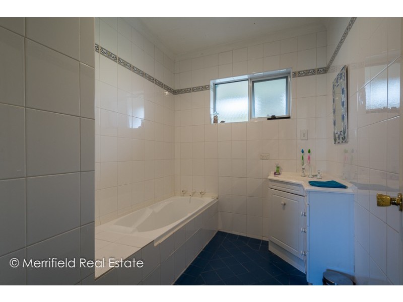 13 Victoria Street, Mount Melville WA 6330