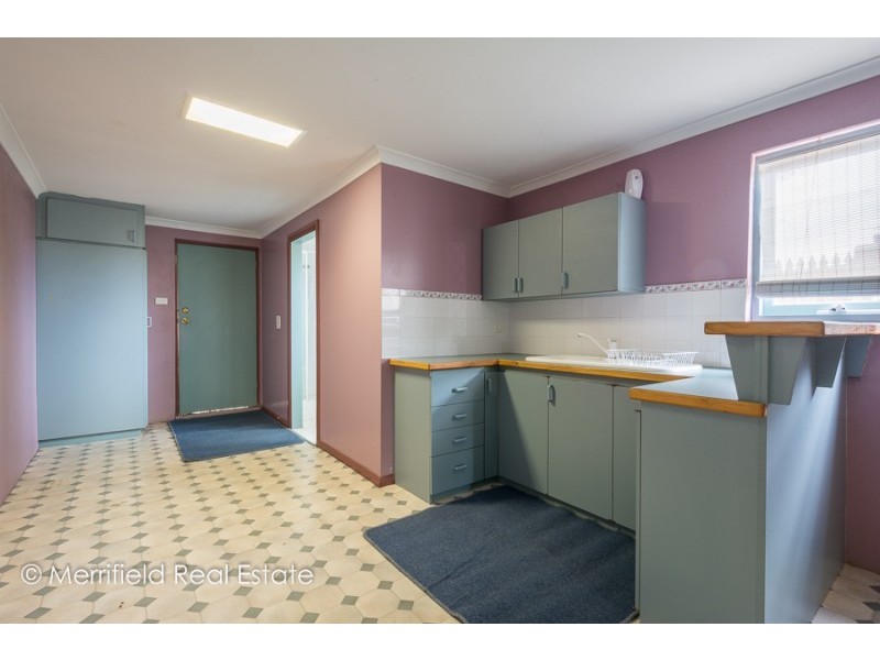 13 Victoria Street, Mount Melville WA 6330