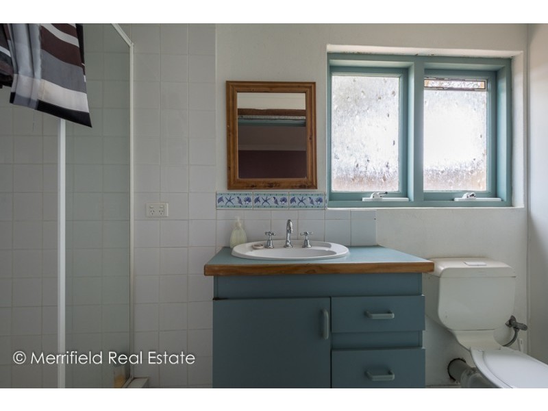 13 Victoria Street, Mount Melville WA 6330