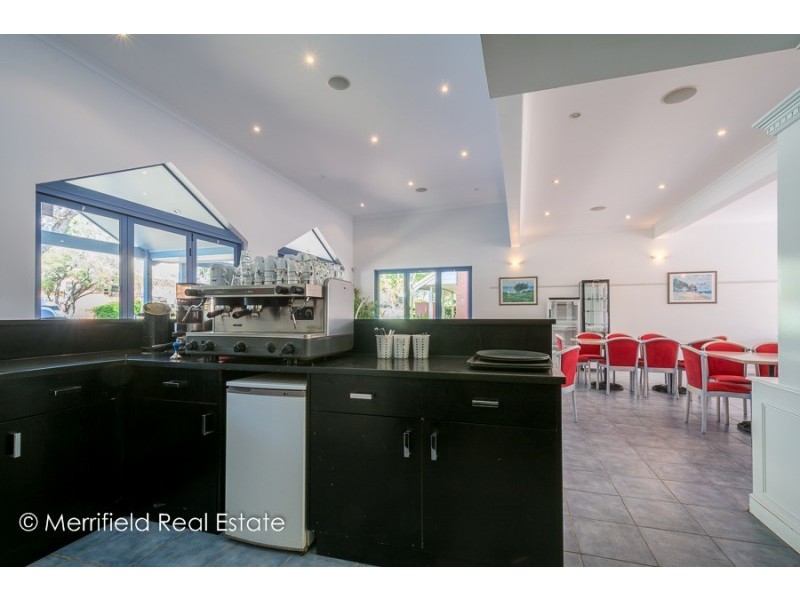 12/20 Adelaide Crescent, Middleton Beach WA 6330