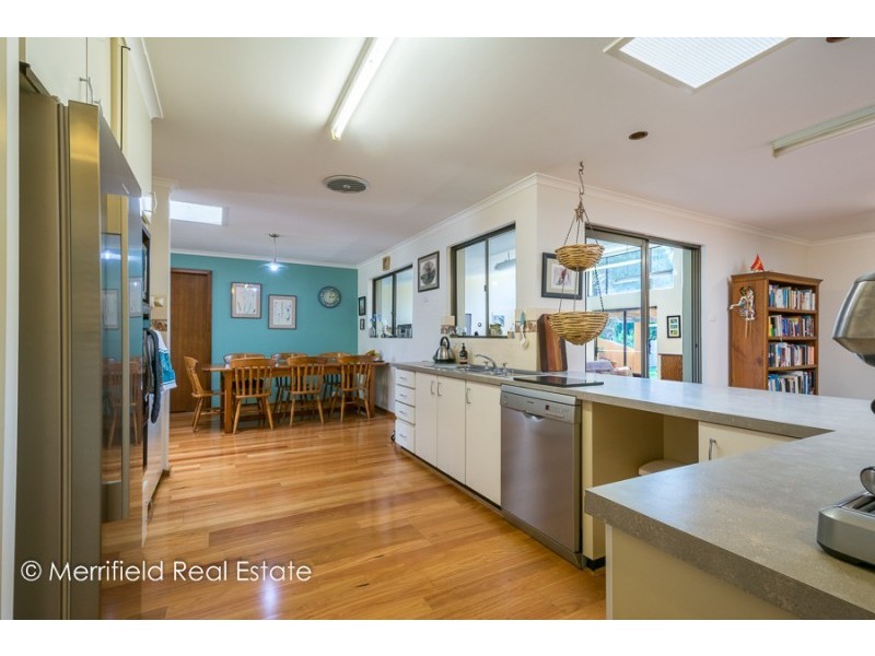 14 Grove Street West, Little Grove WA 6330