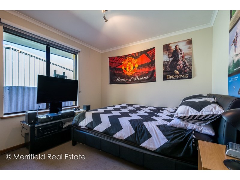 14 Grove Street West, Little Grove WA 6330