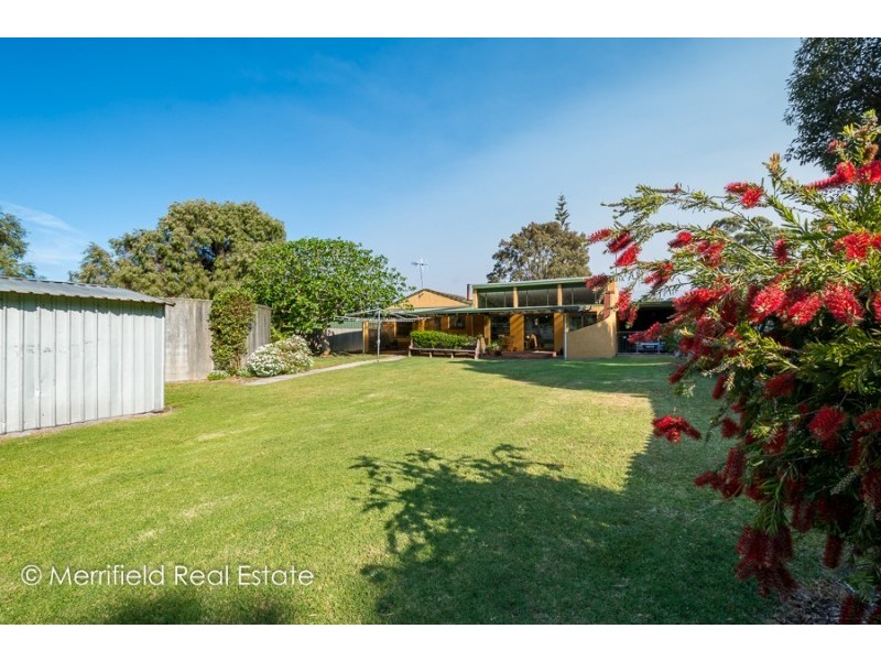 14 Grove Street West, Little Grove WA 6330