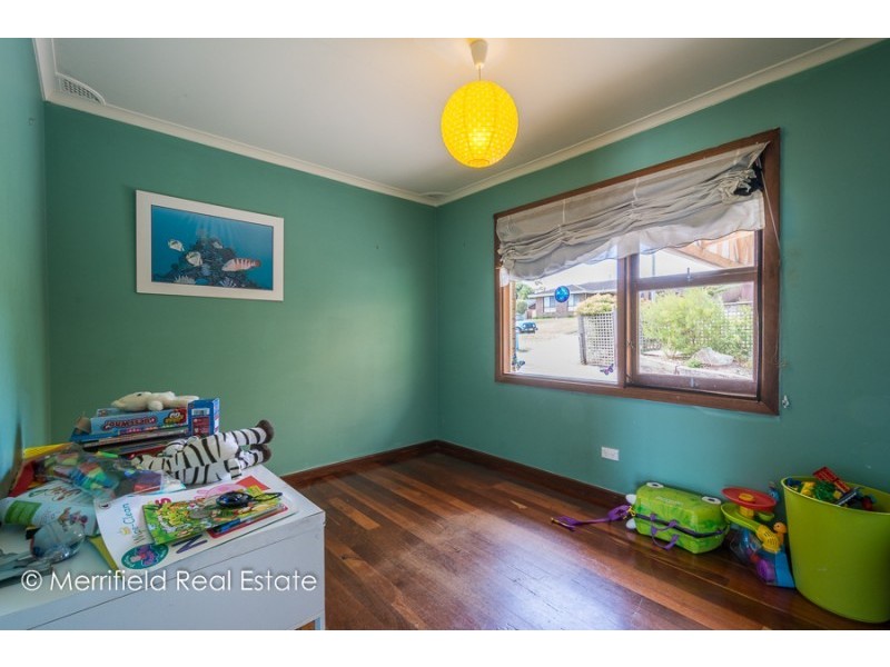 3 Ardeana Crescent, Yakamia WA 6330