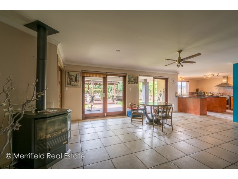 8 Scorpio Drive, Mckail WA 6330