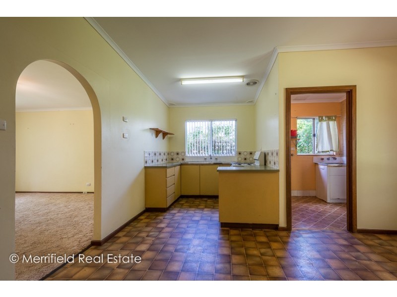8 Helen Street, Gledhow WA 6330