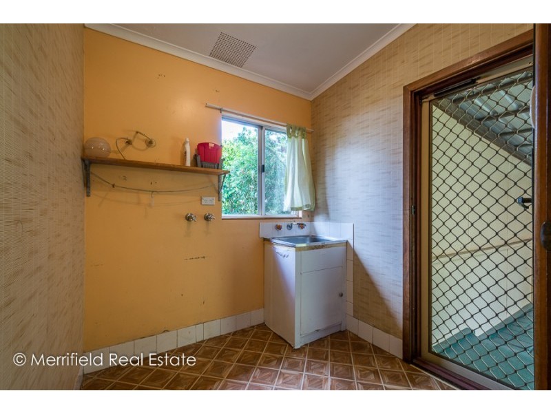 8 Helen Street, Gledhow WA 6330