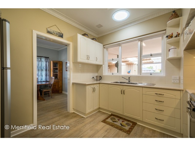 27 Leslie Street, Yakamia WA 6330