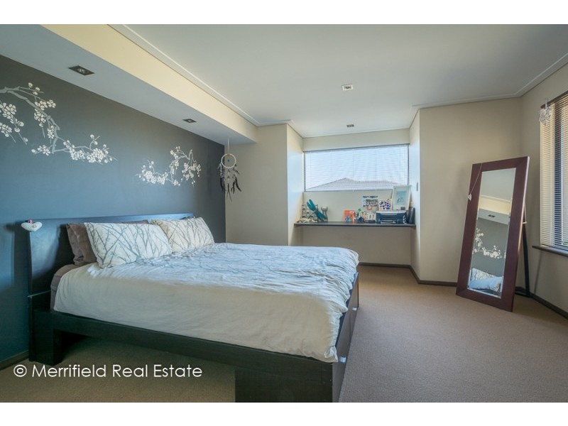 11 Cleave Close, Mckail WA 6330