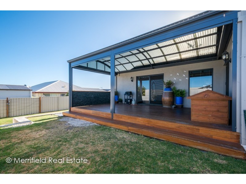 11 Cleave Close, Mckail WA 6330