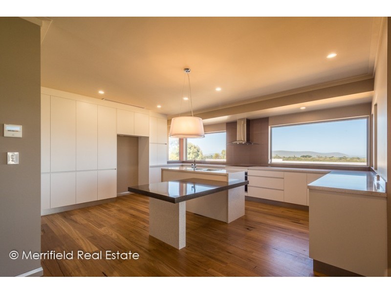 7a Anzac Road, Mira Mar WA 6330