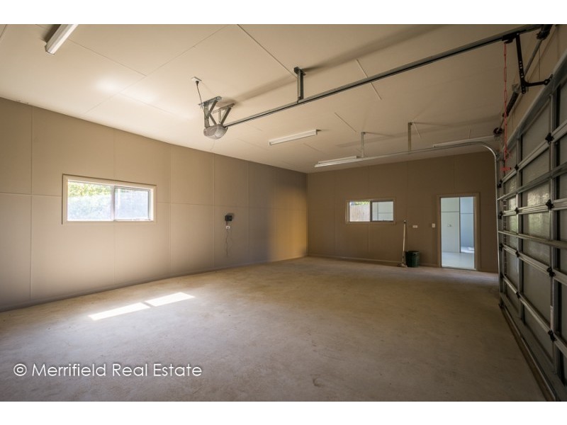 7a Anzac Road, Mira Mar WA 6330