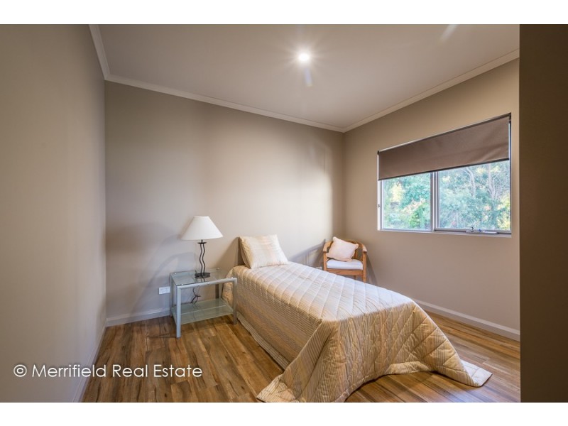 7b Anzac Road, Mira Mar WA 6330