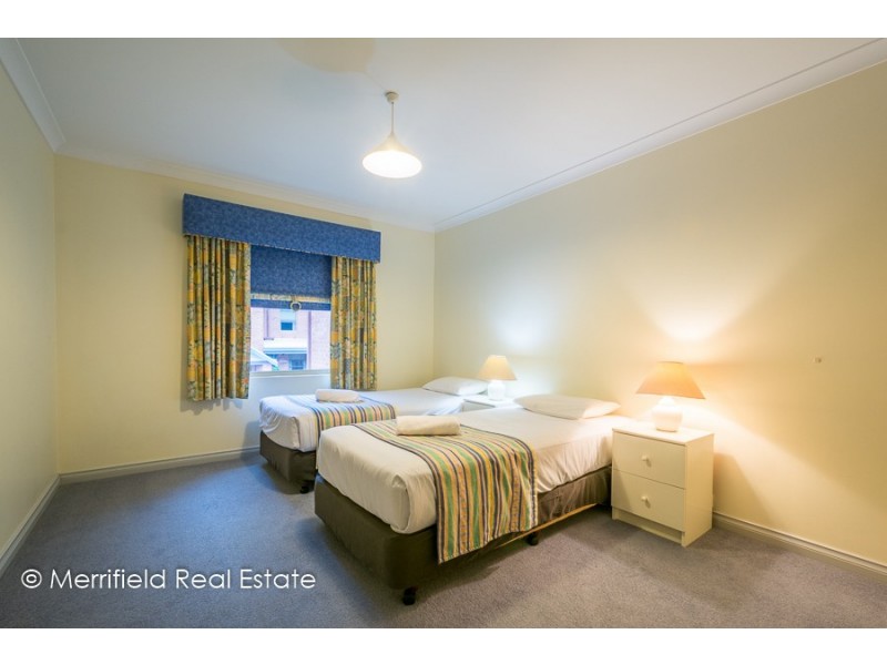 12/21 Adelaide Crescent, Middleton Beach WA 6330
