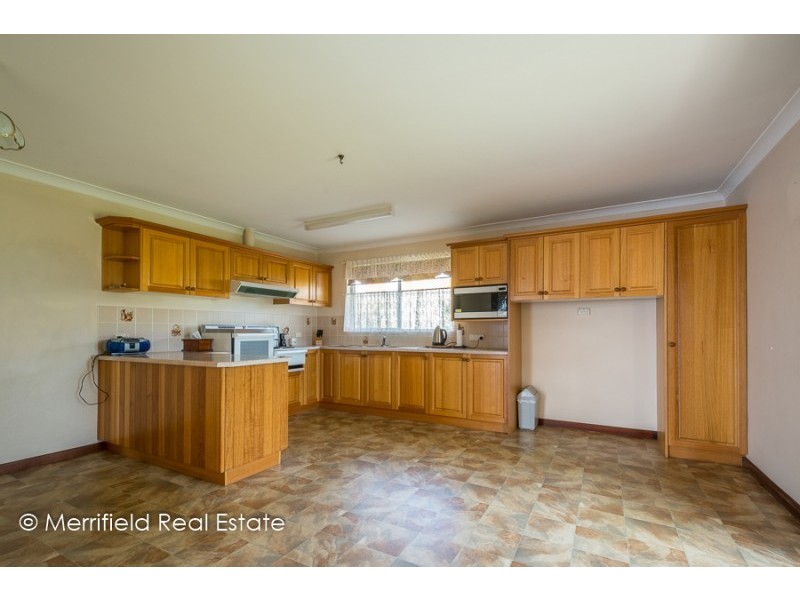 24 Gairdner Road, Spencer Park WA 6330