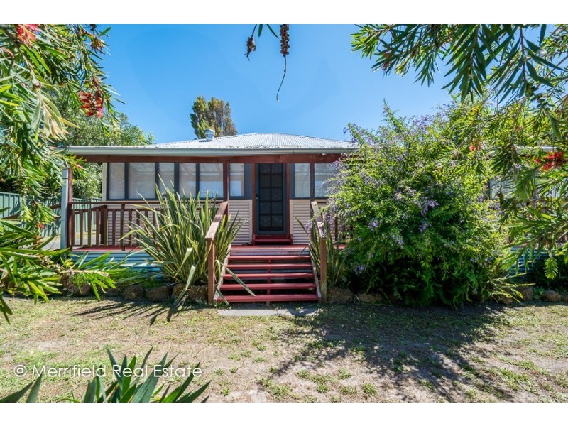 10 Banks Street, Lockyer WA 6330