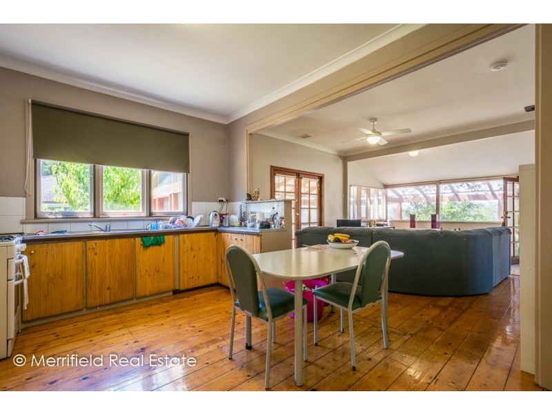 10 Banks Street, Lockyer WA 6330