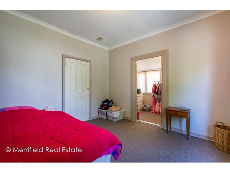 10 Banks Street, Lockyer WA 6330