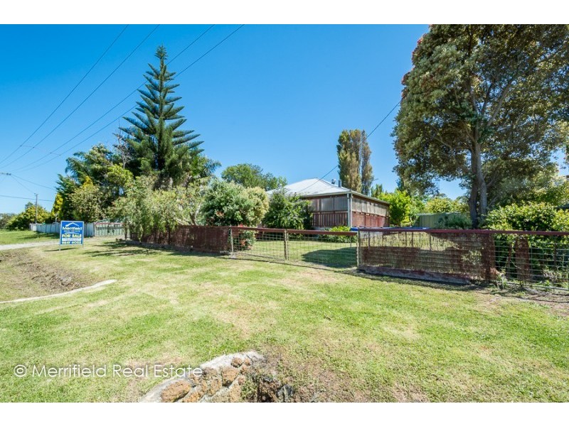 10 Banks Street, Lockyer WA 6330