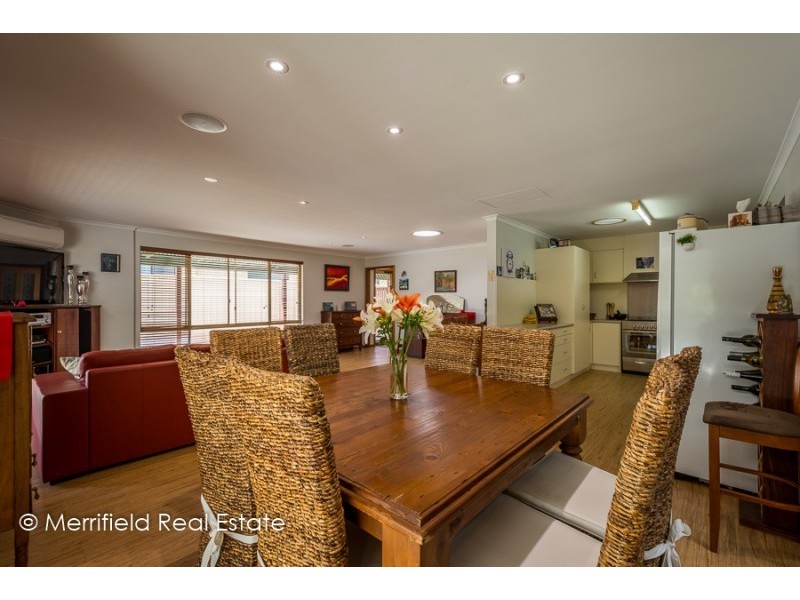 12 Goss Street, Little Grove WA 6330