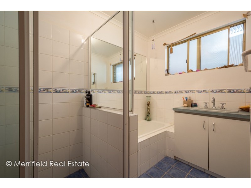 12 Goss Street, Little Grove WA 6330