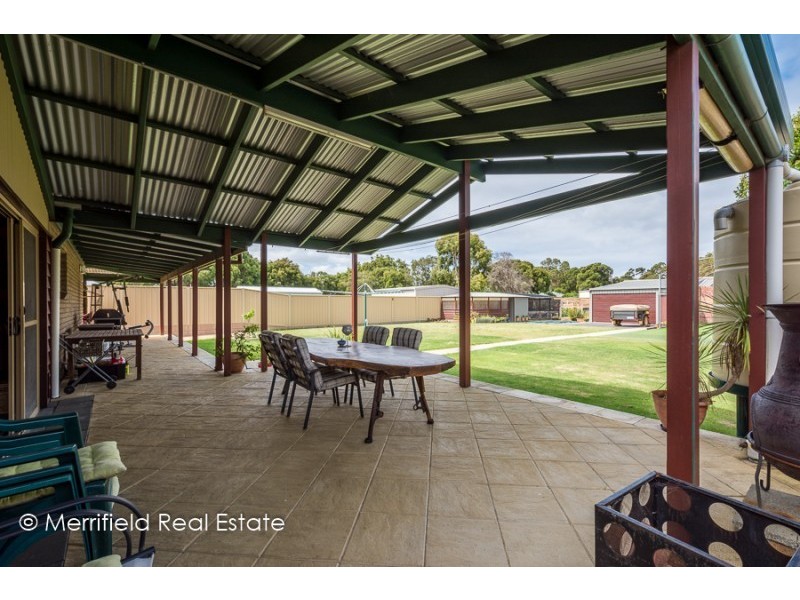 12 Goss Street, Little Grove WA 6330