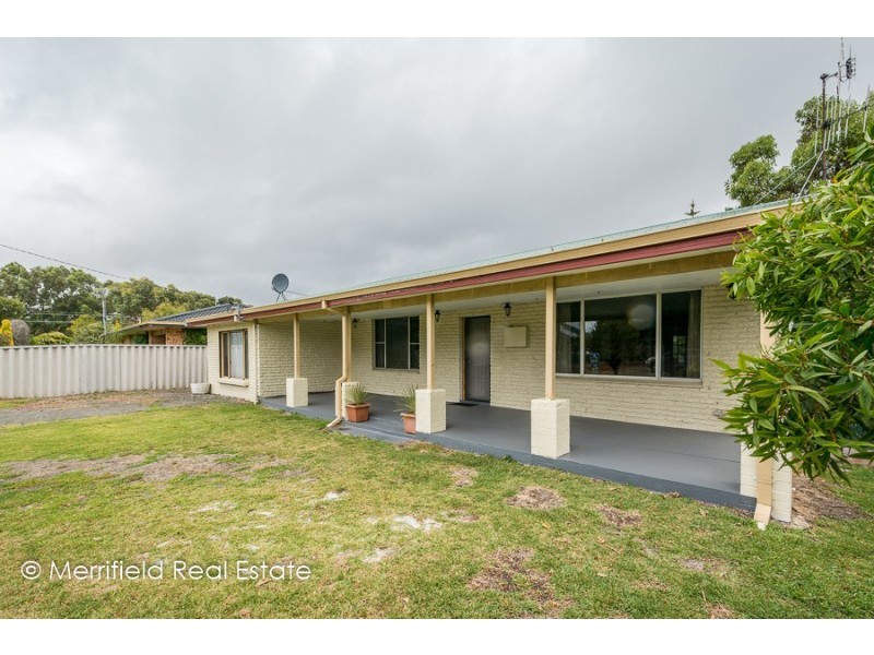 9 Maitland Avenue, Little Grove WA 6330