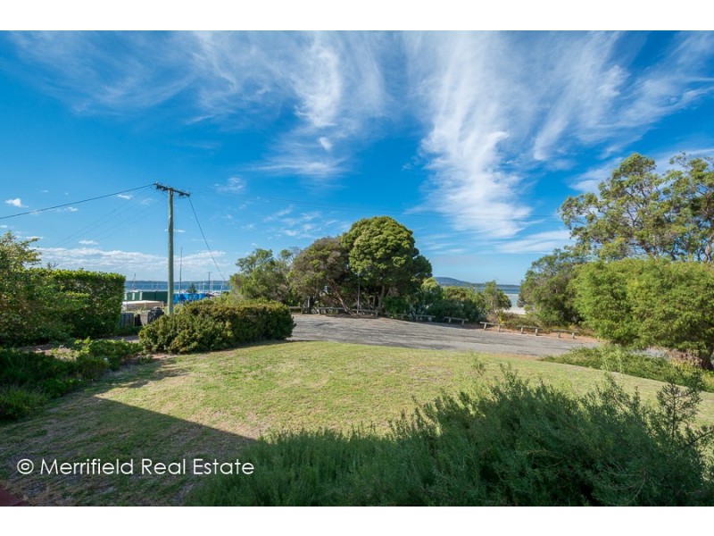 2 Bedwell Street, Emu Point WA 6330