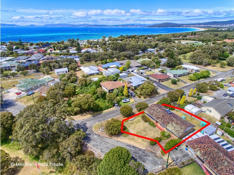 2 Bedwell Street, Emu Point WA 6330