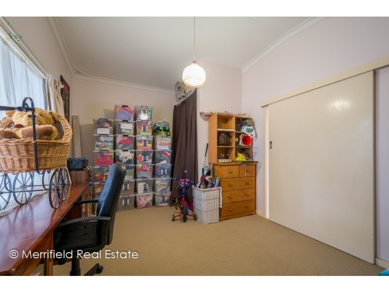 8 Burvill Road, Gledhow WA 6330