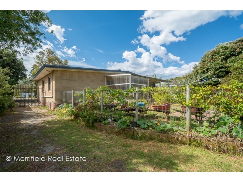 8 Burvill Road, Gledhow WA 6330