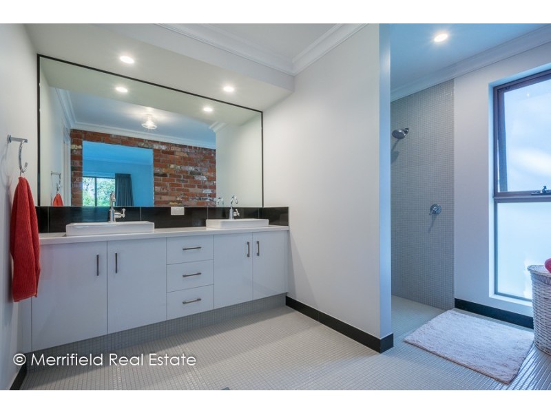 7 Daniels Close, Lower King WA 6330