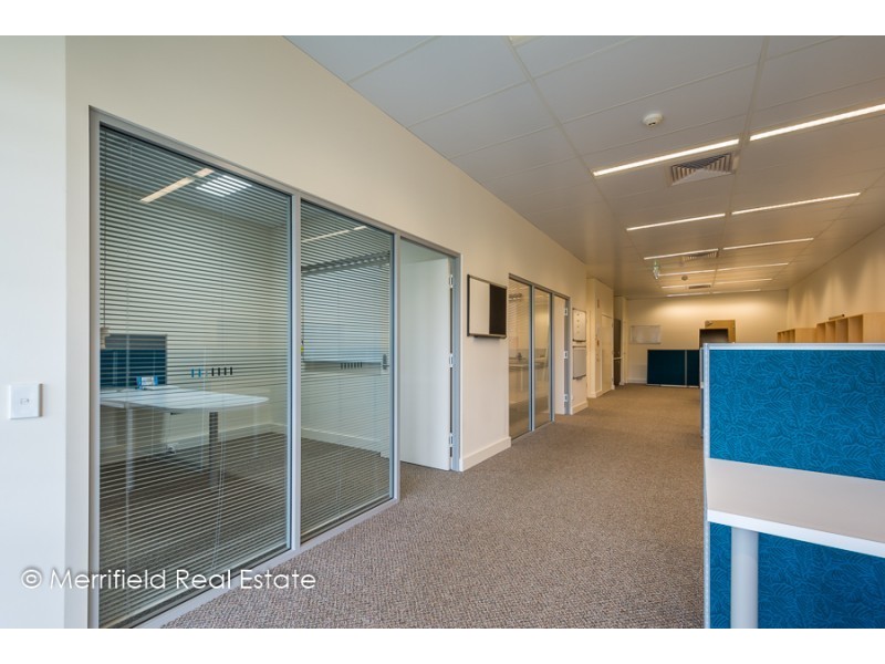 4/2 Barnesby Drive, Yakamia WA 6330