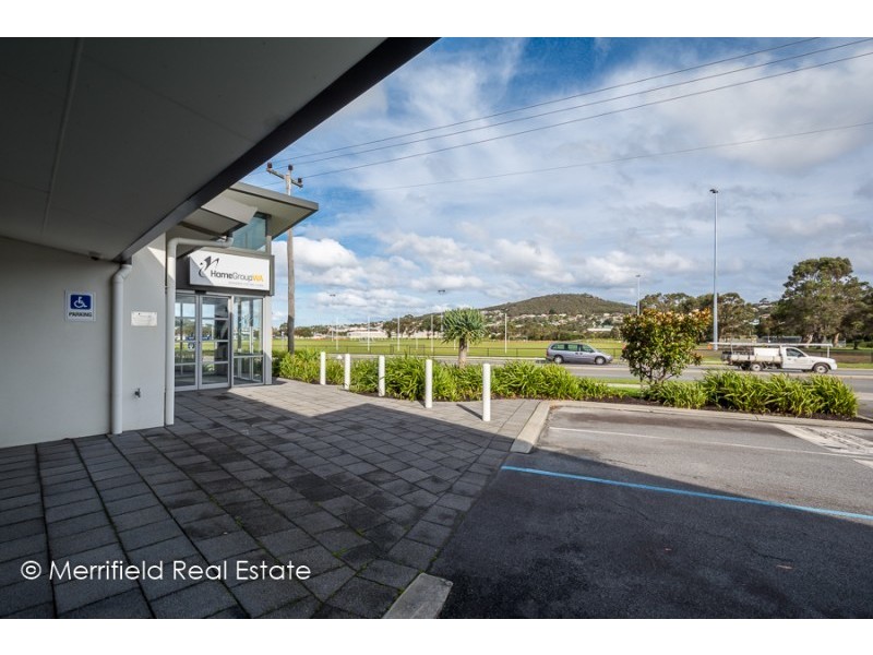 4/2 Barnesby Drive, Yakamia WA 6330