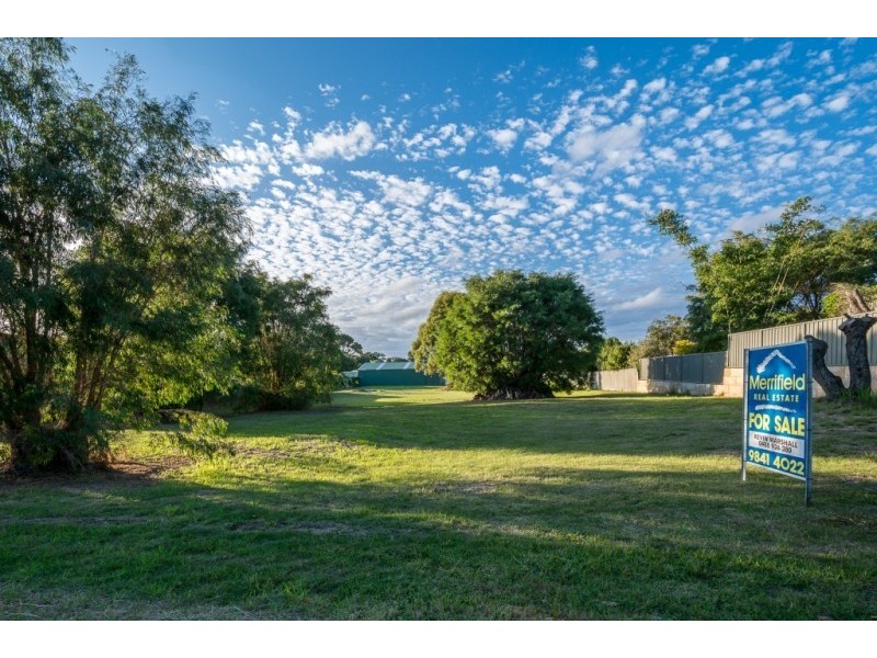 43 Gordon Street, Little Grove WA 6330