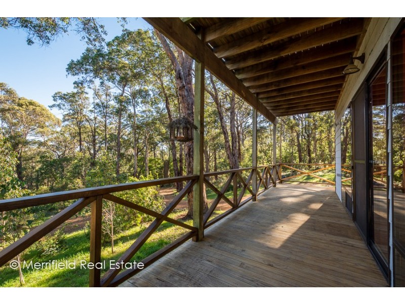 81 Mira Flores Avenue, Porongurup WA 6324