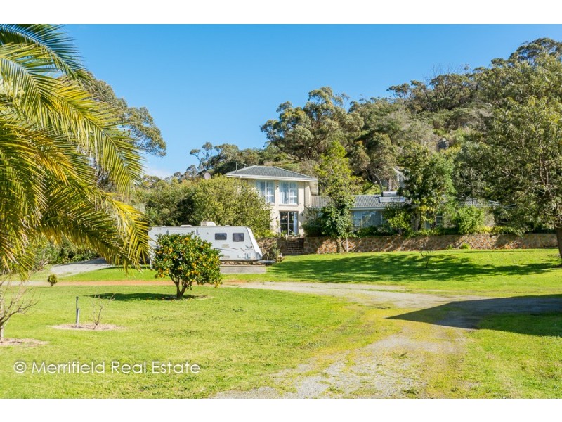 70 Frenchman Bay Road, Mount Elphinstone WA 6330