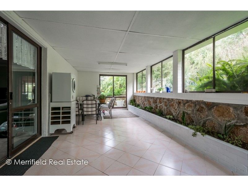 70 Frenchman Bay Road, Mount Elphinstone WA 6330